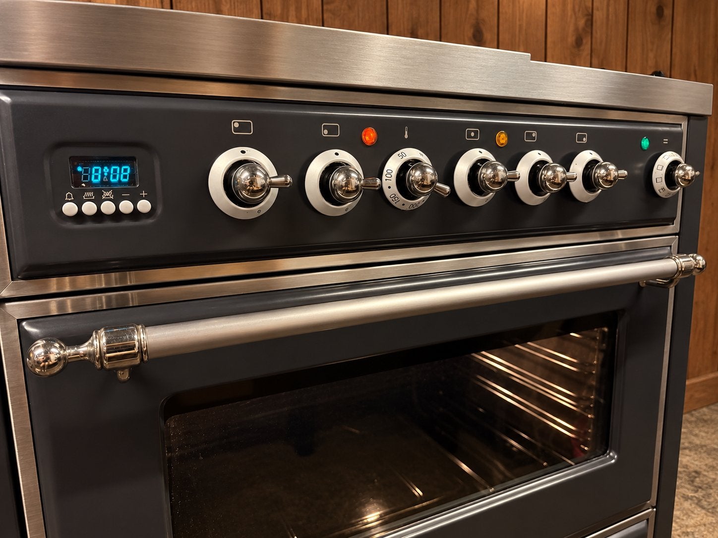 Foto 3 van BORETTI MAJESTIC/ ANTRACIET/ FRY TOP/ BEZORGING