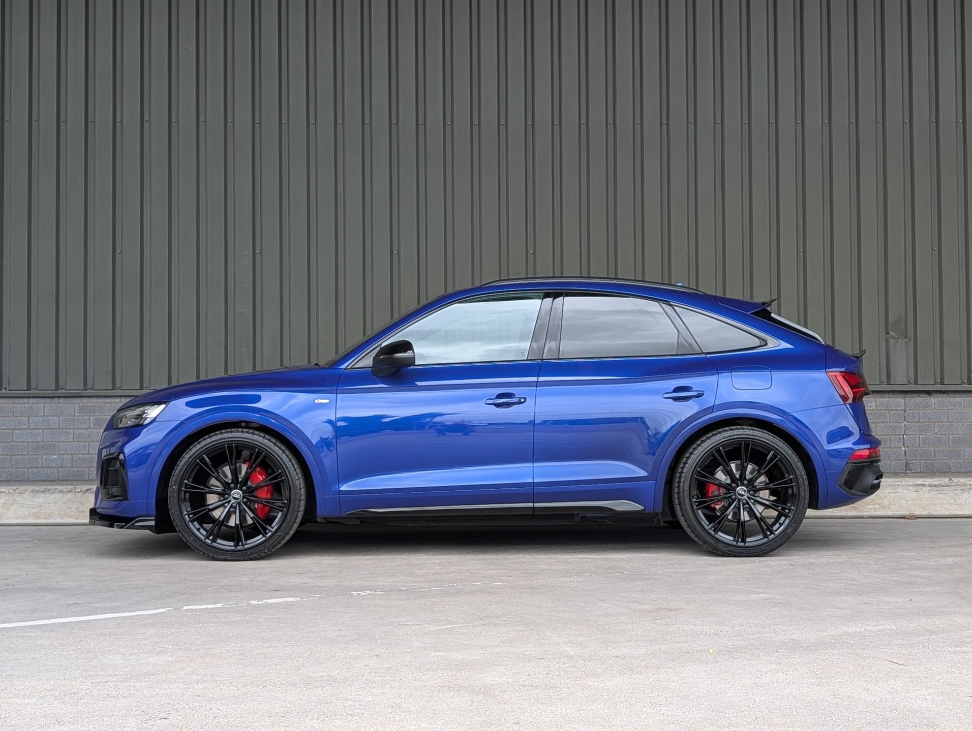 Audi Q5 Sportback 55 TFSI e S edition Competition SQ5 Stijl, Auto's, Automaat, Dealer onderhouden, Gebruikt, 4 cilinders
