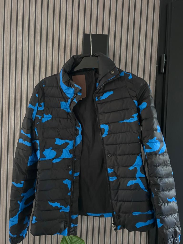 Airforce jas met blauwe camouflageprint - Maat XS, Ophalen, Zo goed als nieuw, Maat 34 (XS) of kleiner, Zwart