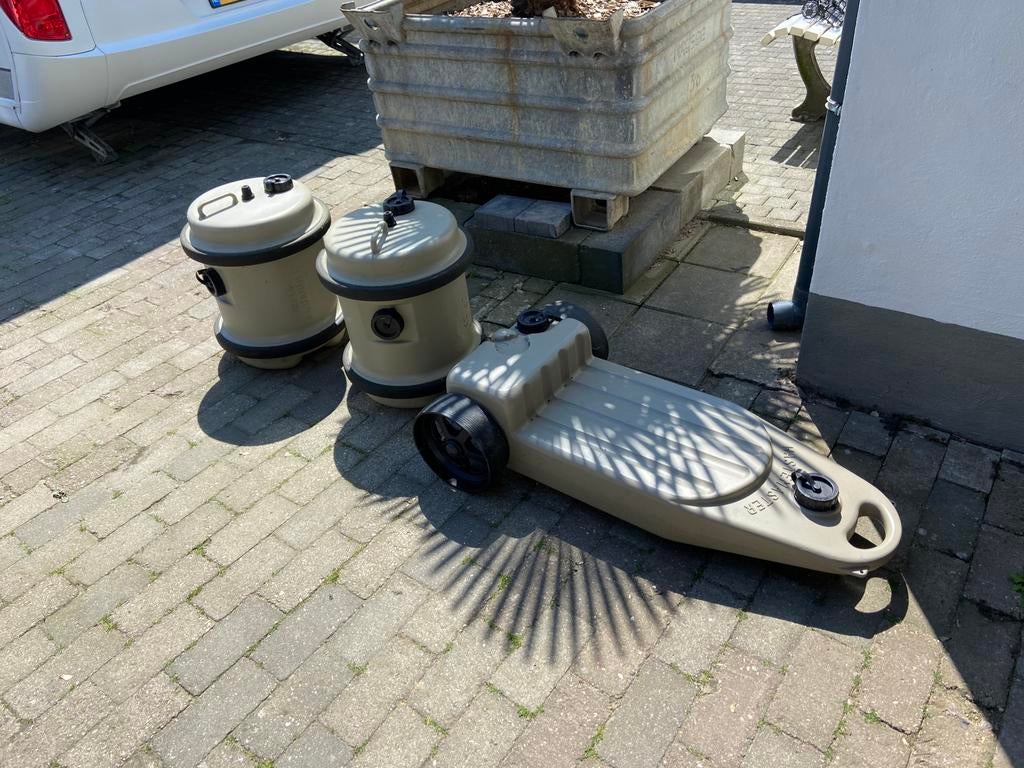 Afvalwatertank en watertank caravan, Ophalen of Verzenden, Zo goed als nieuw