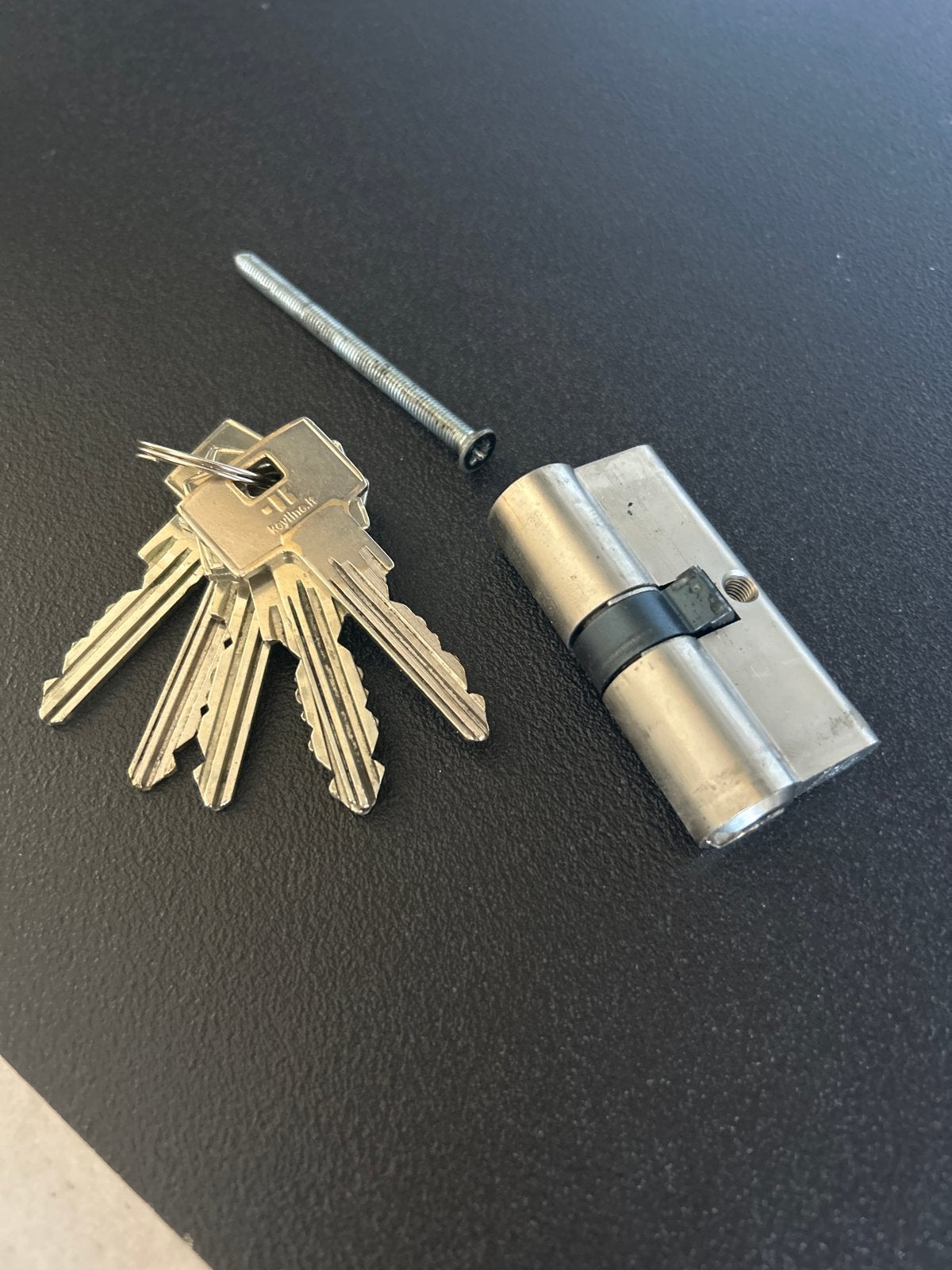 Cilinderslot 60 mm SKG 3 met 7 sleutels, Ophalen of Verzenden, Gebruikt, Slot