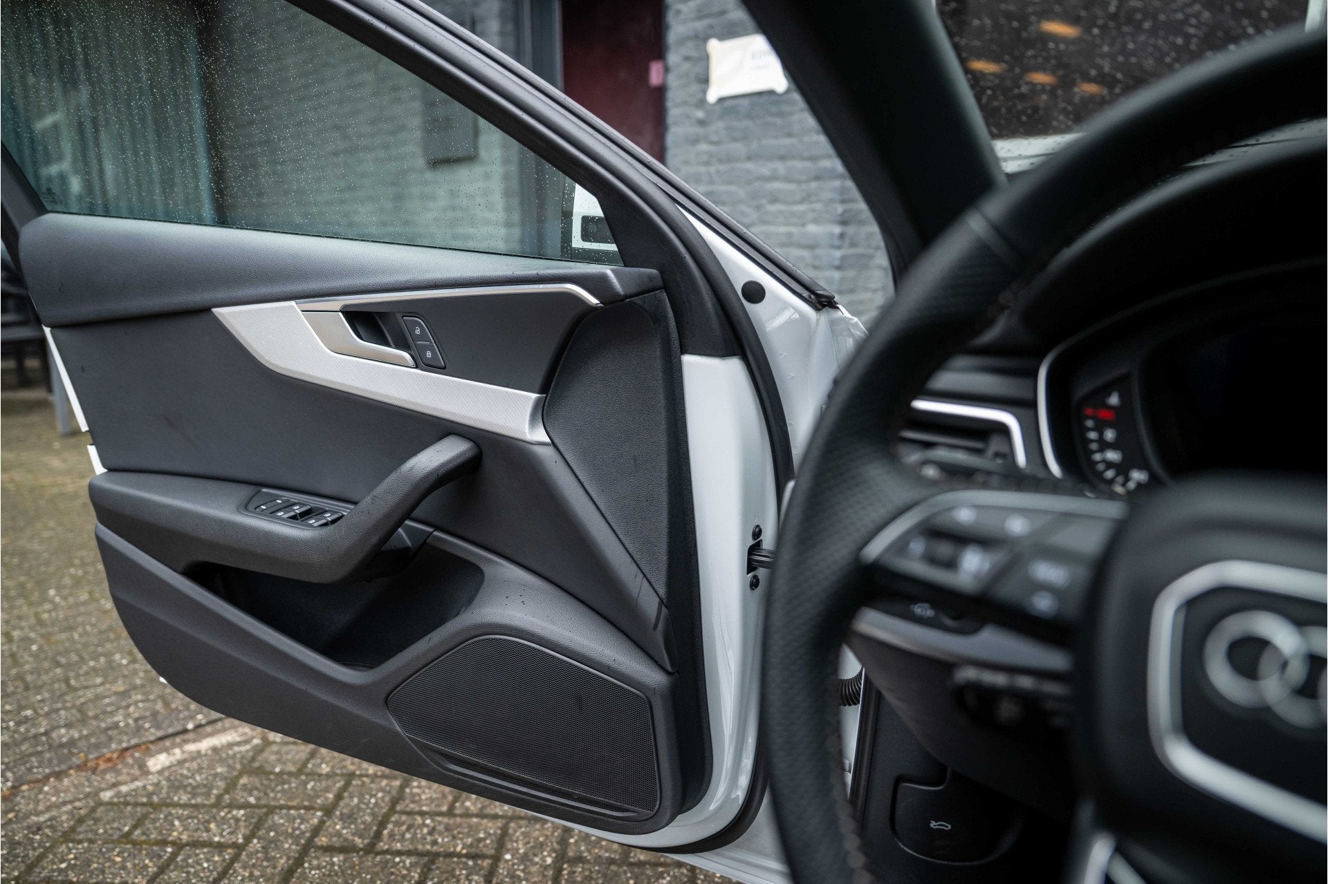 Audi A4 Avant 45 TFSI Sport S line black edition Pano, Leder, 15 km/l, Gebruikt, 4 cilinders, 1984 cc