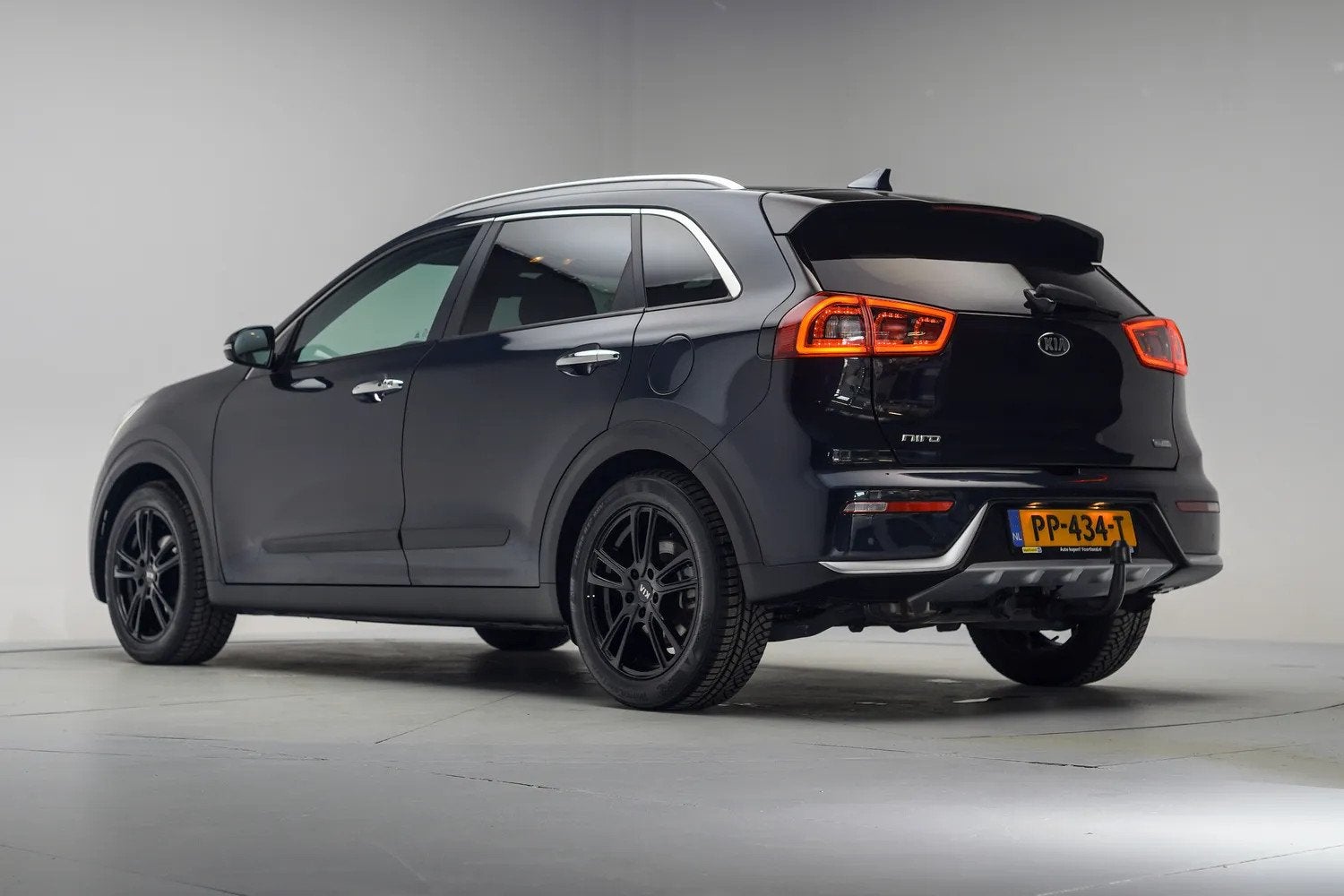 Kia Niro 1.6 GDi Hybrid ExecutiveLine [ Leder Navi Camera Cl, Automaat, Gebruikt, Blauw, 23 km/l