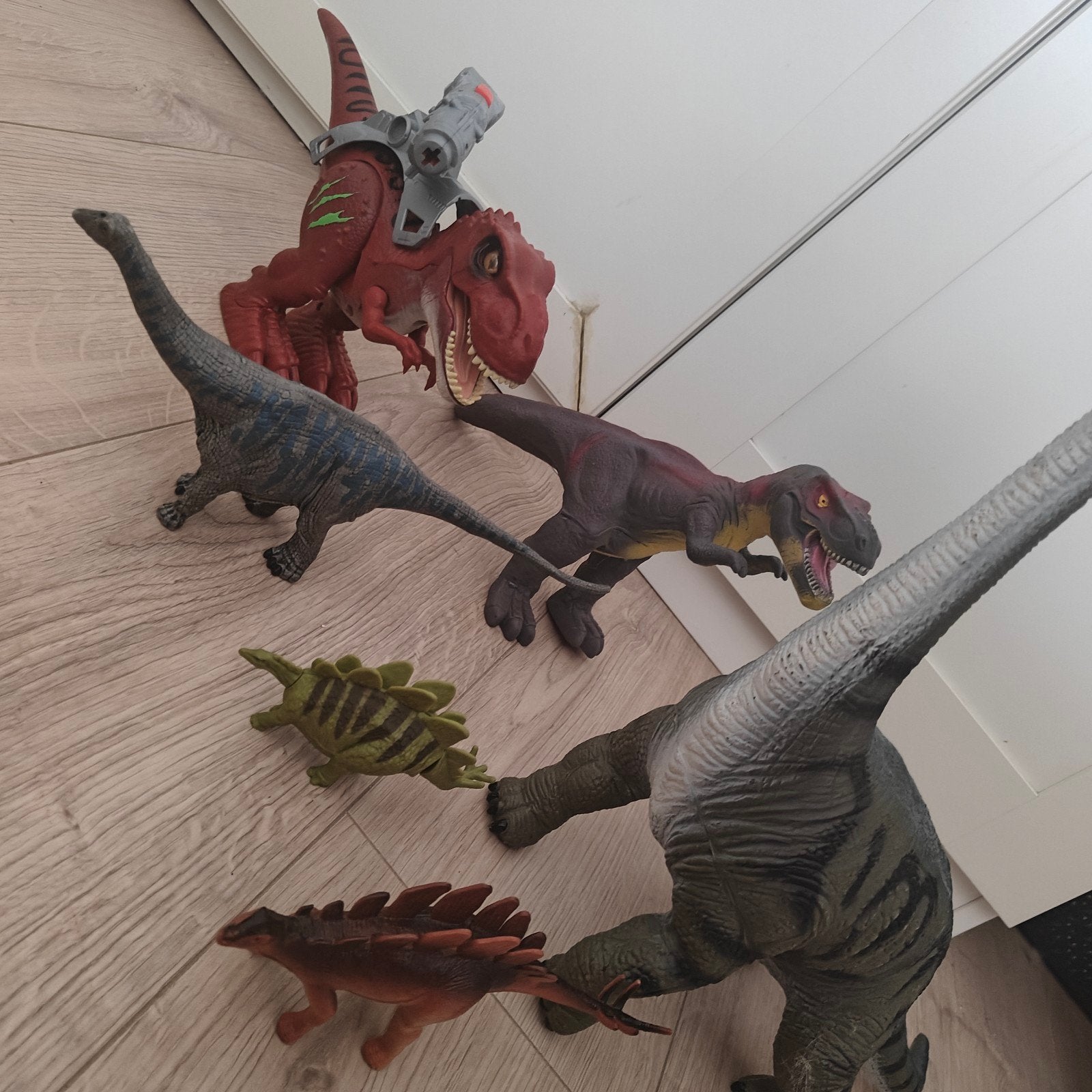 Dinosaurus collectie dinos Dino speelgoed, Ophalen, Zo goed als nieuw