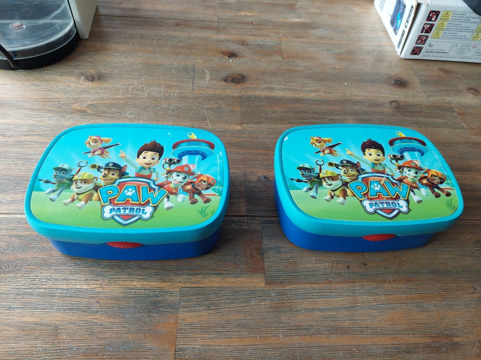 2 Paw Patrol lunchboxen - 1 met klein scheurtje mepal, Ophalen of Verzenden, Gebruikt