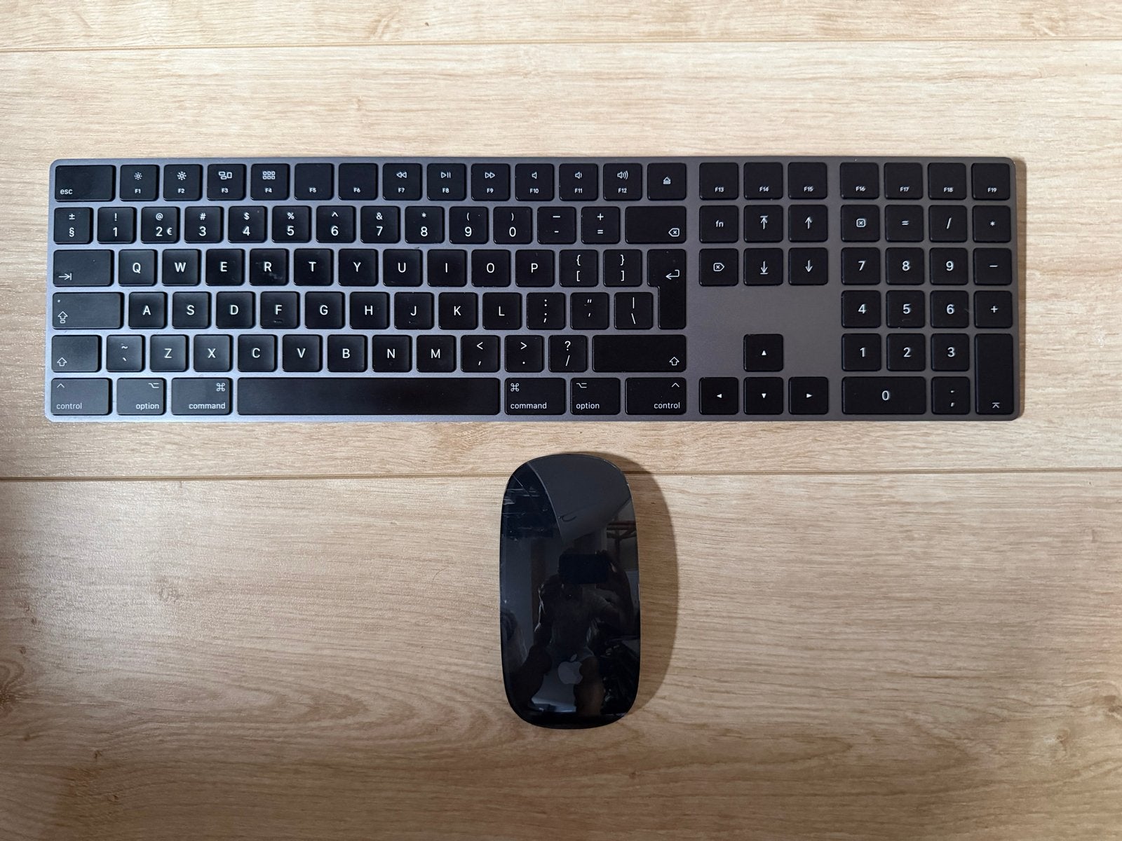 Apple Magic Keyboard en Magic Mouse 2 Spacegrijs, Ophalen of Verzenden, Zo goed als nieuw, Draadloos, Qwerty