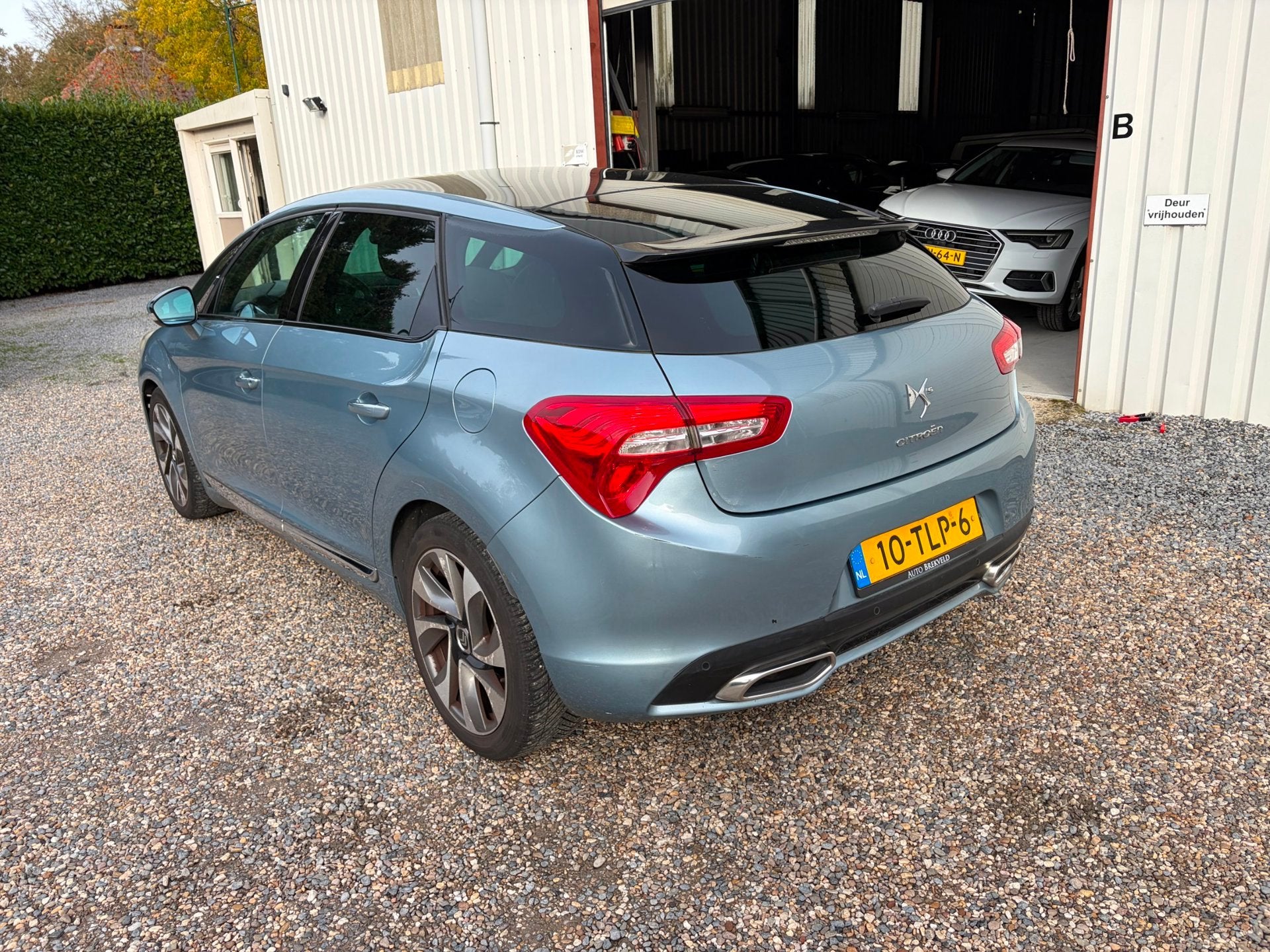 Citroen DS5 1.6 e-HDi So Chic MassG Leer Pano FULL!, Auto's, Gebruikt, Zwart, 4 cilinders, Blauw