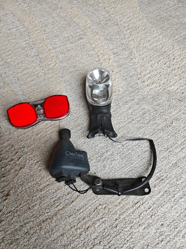 Fietsverlichtingsset: Voorlicht, Achterlicht & Dynamo, Fietsen en Brommers, Fietsaccessoires | Fietsverlichting, Ophalen of Verzenden