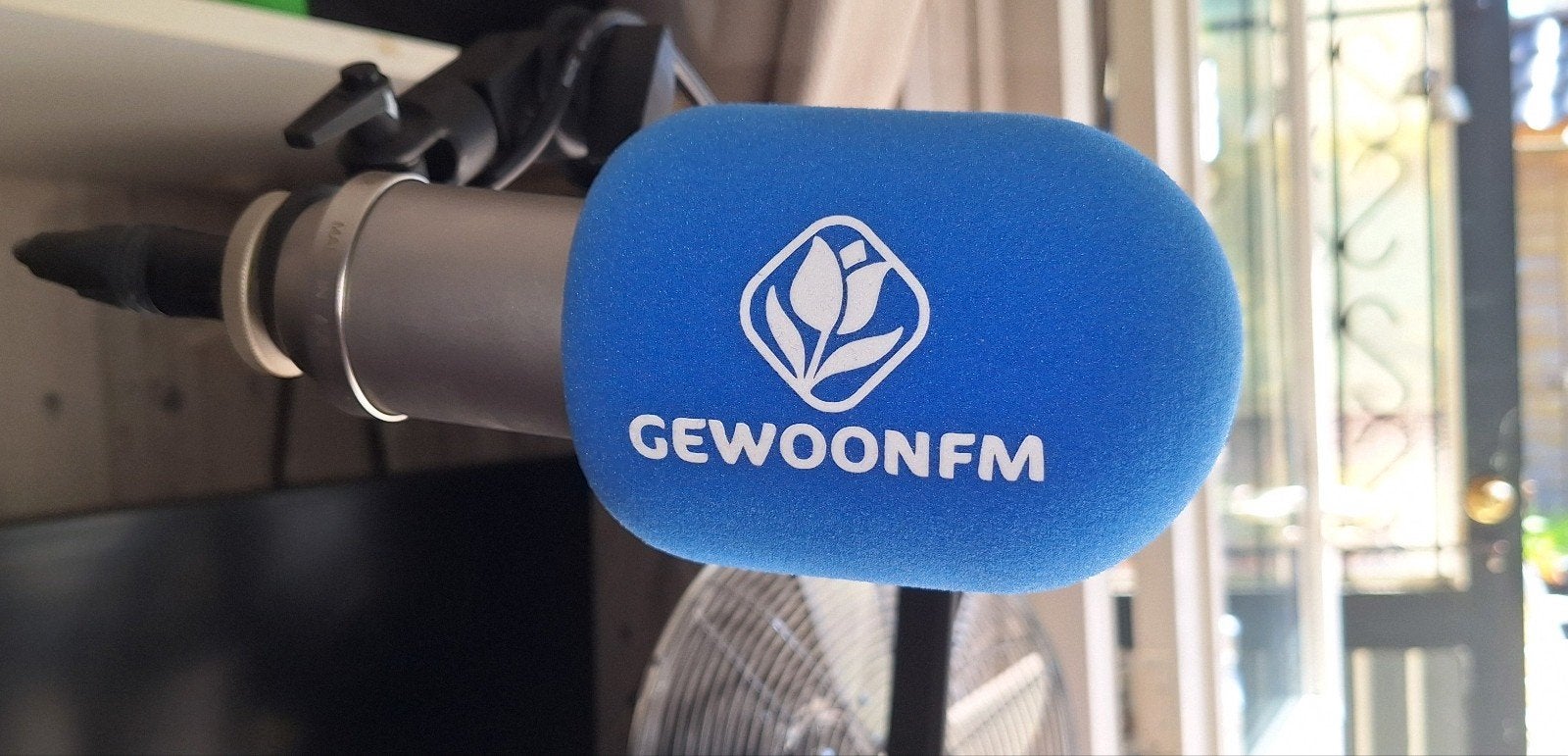 DJ's gezocht voor GewoonFM, Dj