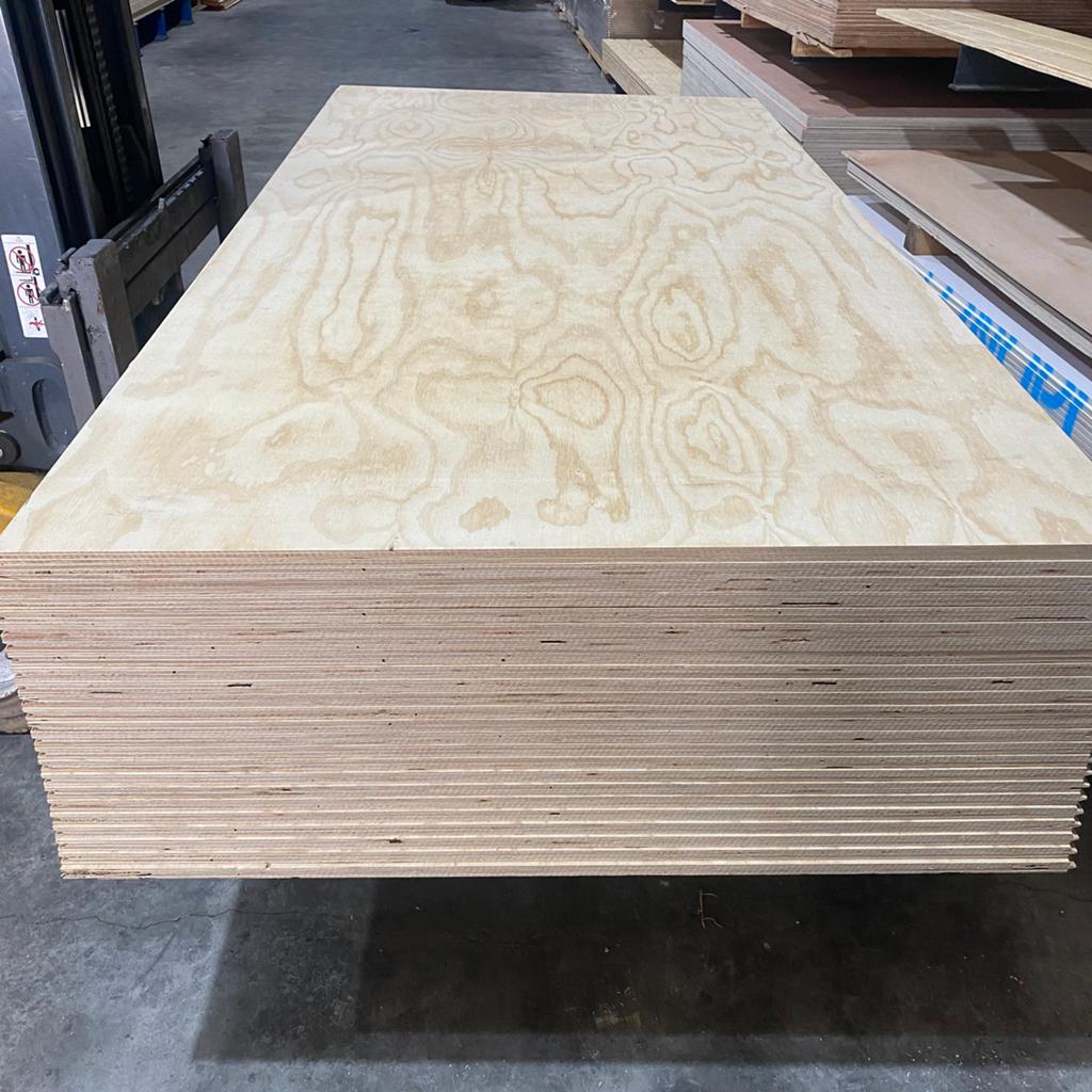 Mooie kwaliteit underlayment platen 18mm radiata 1220x2440mm, Doe-het-zelf en Verbouw, Platen en Panelen, Multiplex, Dotek, Oudendijk 3