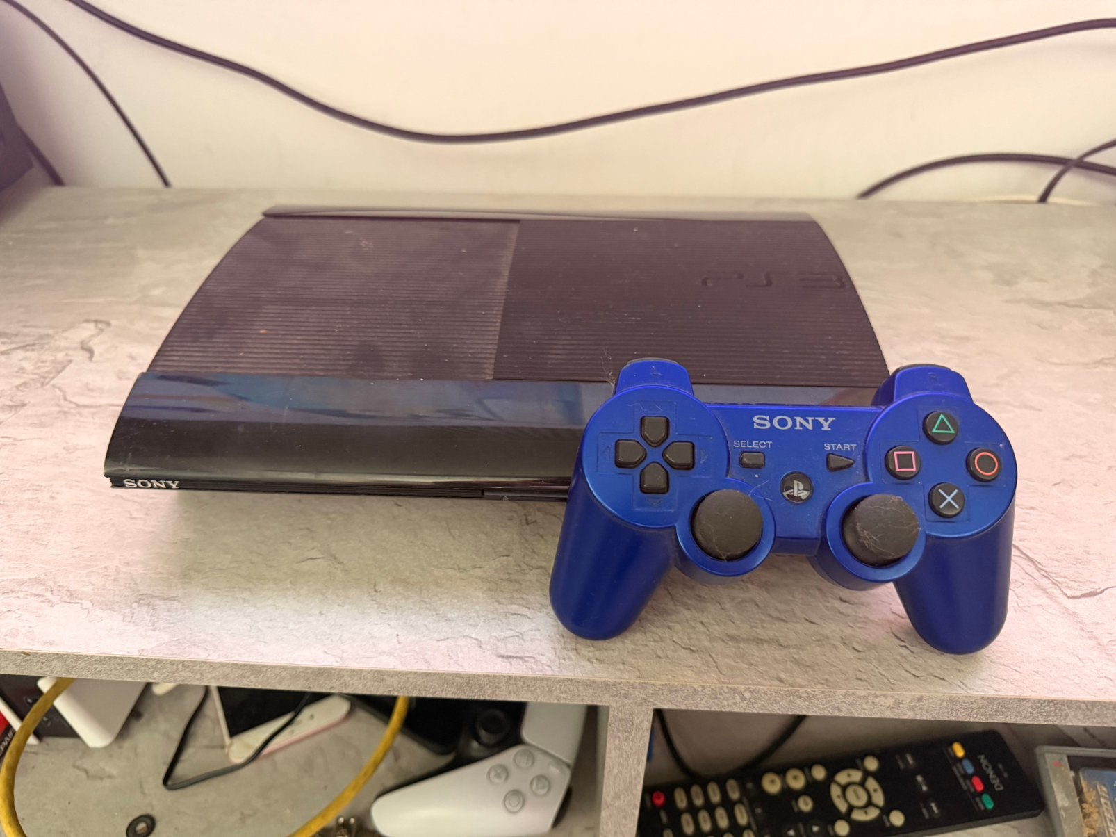Playstation 3, Spelcomputers en Games, Ophalen, Zo goed als nieuw, Met 1 controller, Slim