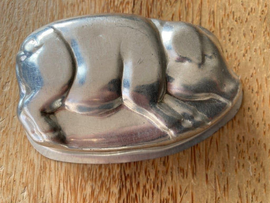 4 bakvormen, varken, beer, hond en auto, Ophalen of Verzenden, Nieuw, Taarten, Bakvorm