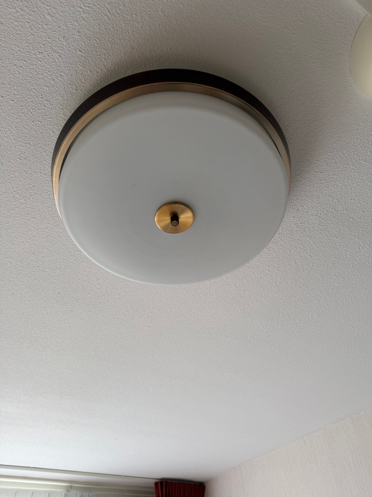 Vintage Plafondlamp - Melkglas met Messing Details, Ophalen, Gebruikt, Vintage, E27 (groot)
