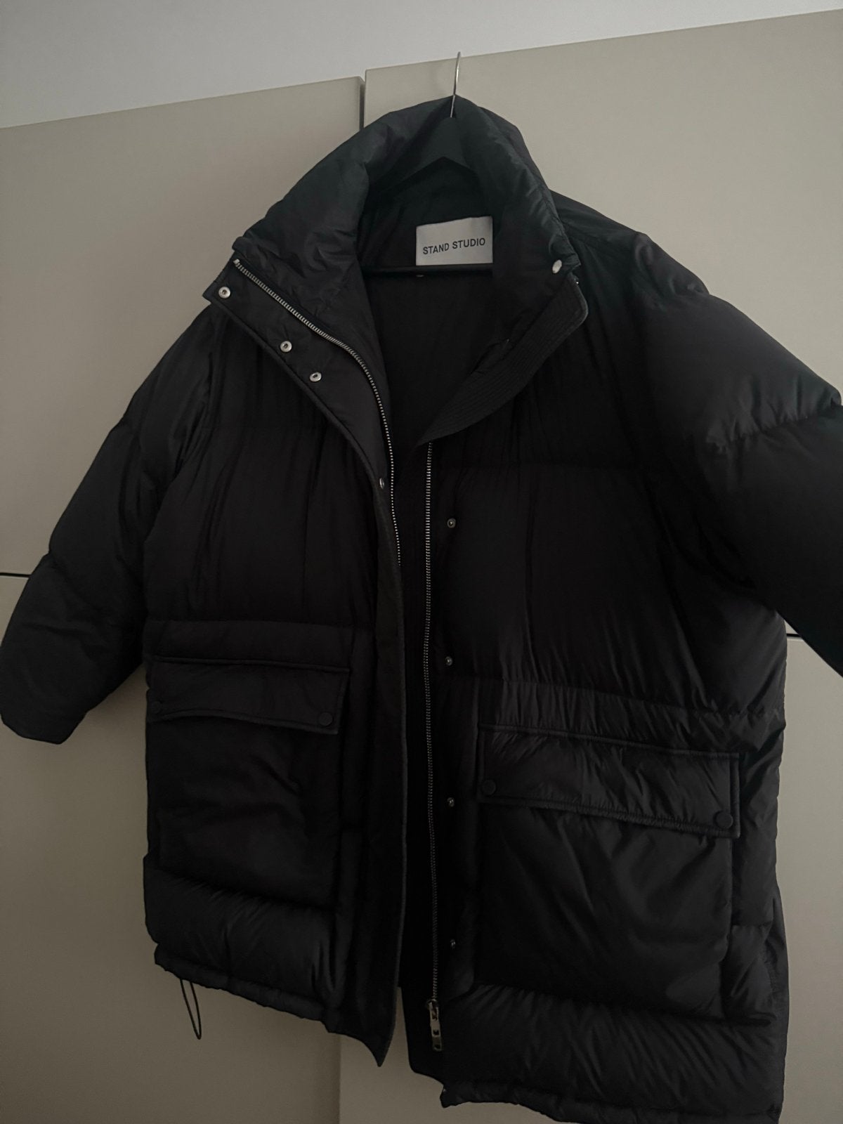 STAND STUDIO Zwarte Puffer Jas - Maat M, Kleding | Dames, Ophalen of Verzenden, Zo goed als nieuw, Maat 38/40 (M), Zwart