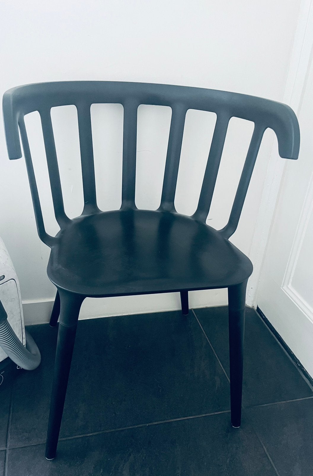 IKEA zwarte stoel Design Marcus Arvonen. Vaste prijs €20, Ophalen, Zo goed als nieuw, Zwart, Eén