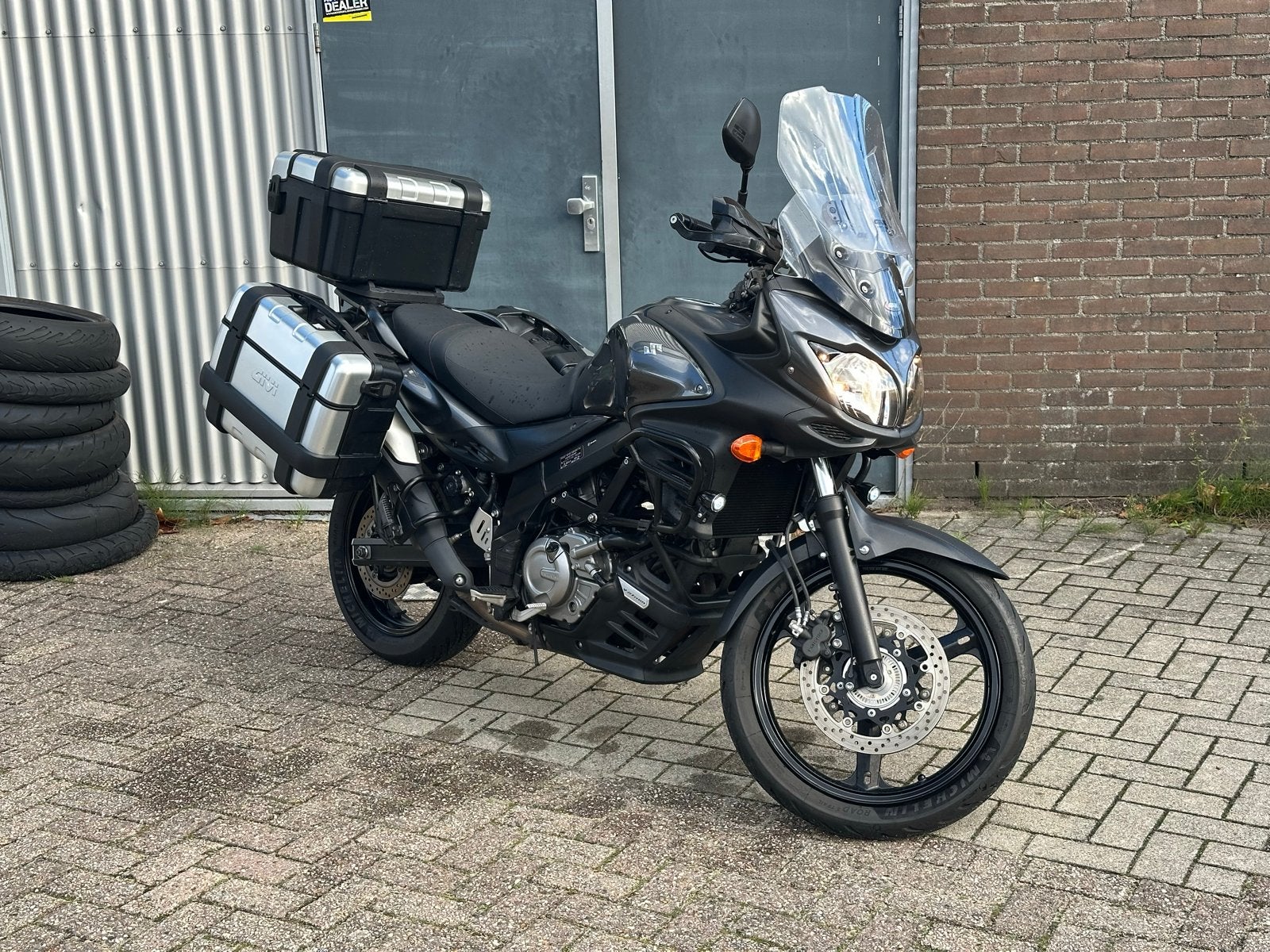 Suzuki V-Strom DL650 ABS (bj 2014) (A2 mogelijk), ABS, 2 cilinders, Occasion, Bedrijf