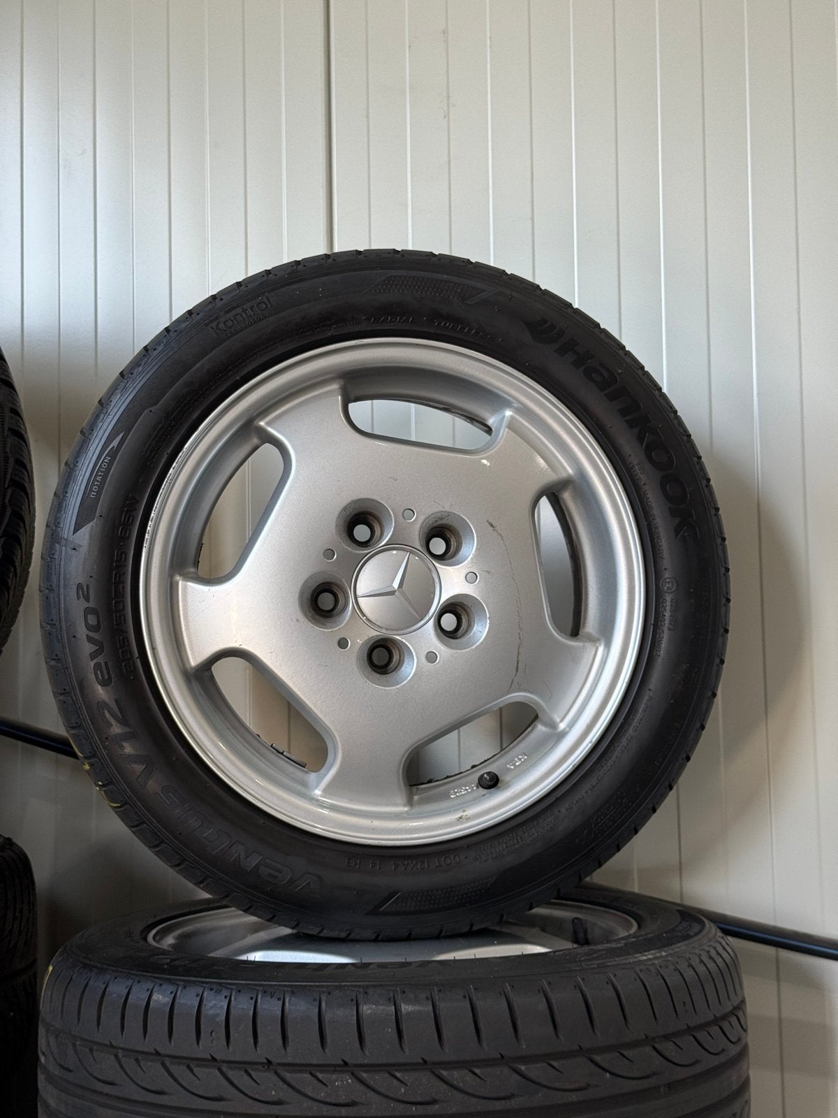 Mercedes-Benz W201/W124 Velgen met Hankook Zomerbanden, Ophalen