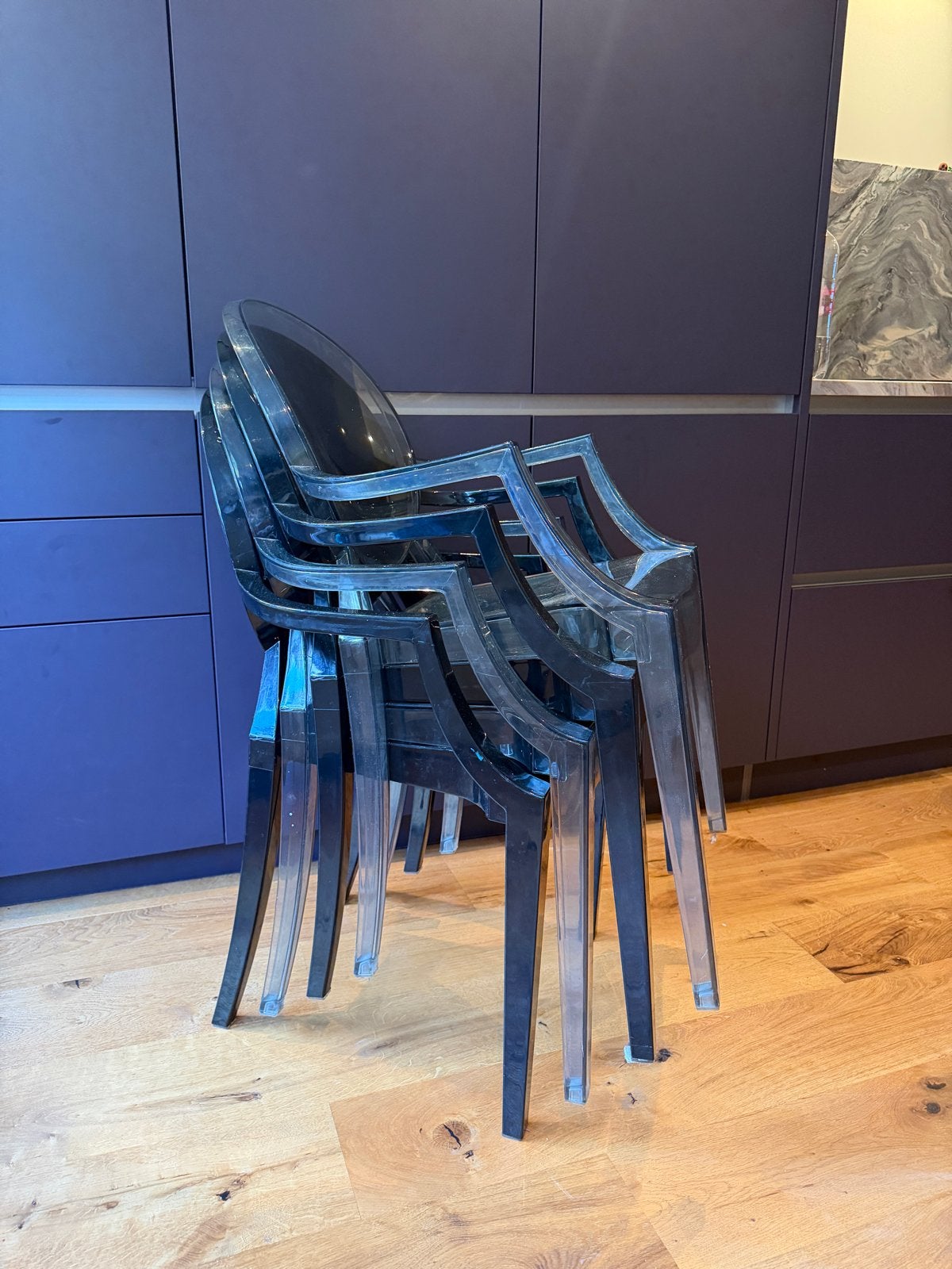 Replica Kartell Ghost Chair Louis met armleuningen, Huis en Inrichting, Kunststof, Gebruikt, Overige kleuren, Design - kartell - louis - ghost