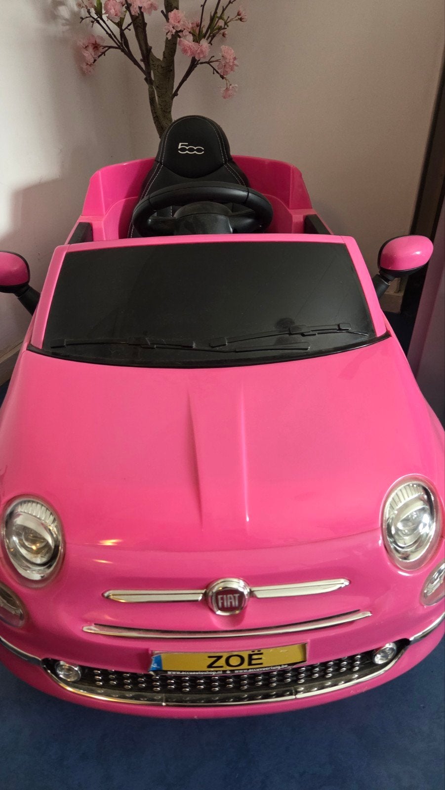 Roze Fiat 500 kinderauto met afstandsbediening, Ophalen, Zo goed als nieuw, Afstandsbediening