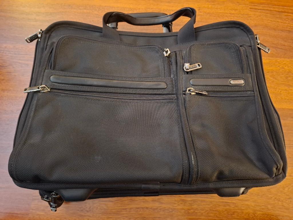TUMI ALPHA Deluxe Trolley, Ophalen, Wieltjes, Gebruikt, Minder dan 50 cm