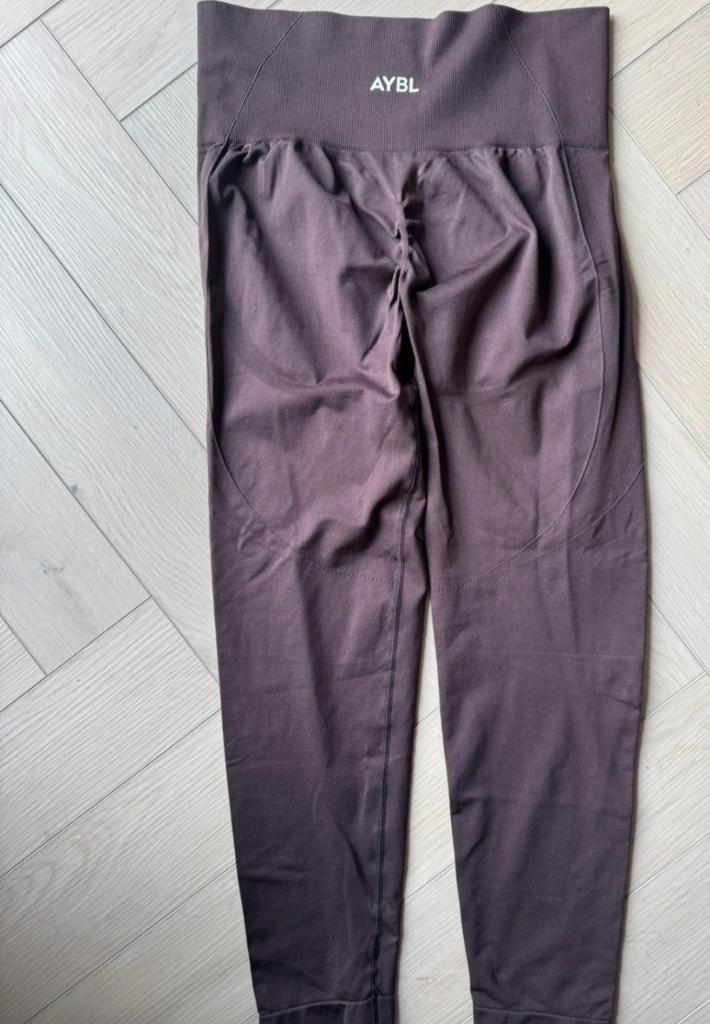 AYBL sportlegging empower seamless scrunch maat L, Kleding | Dames, Sportkleding, Ophalen of Verzenden, Zo goed als nieuw, Bruin