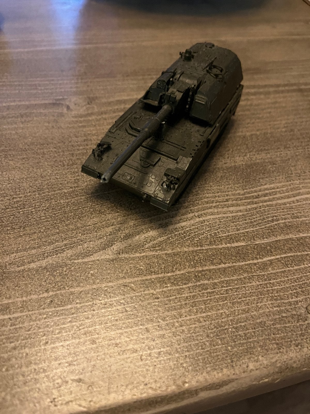 Revell PzH 2000NL Pantserhouwitser Tank Model, Ophalen, Gebruikt, Tank, 1:32 tot 1:50