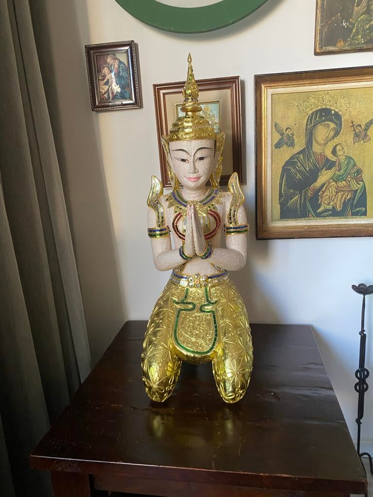 Groot Oosters Beeld - Biddende Figuur - 80 cm Hoog, Antiek en Kunst, Kunst | Beelden en Houtsnijwerken, Handgemaakt, Overige materialen
