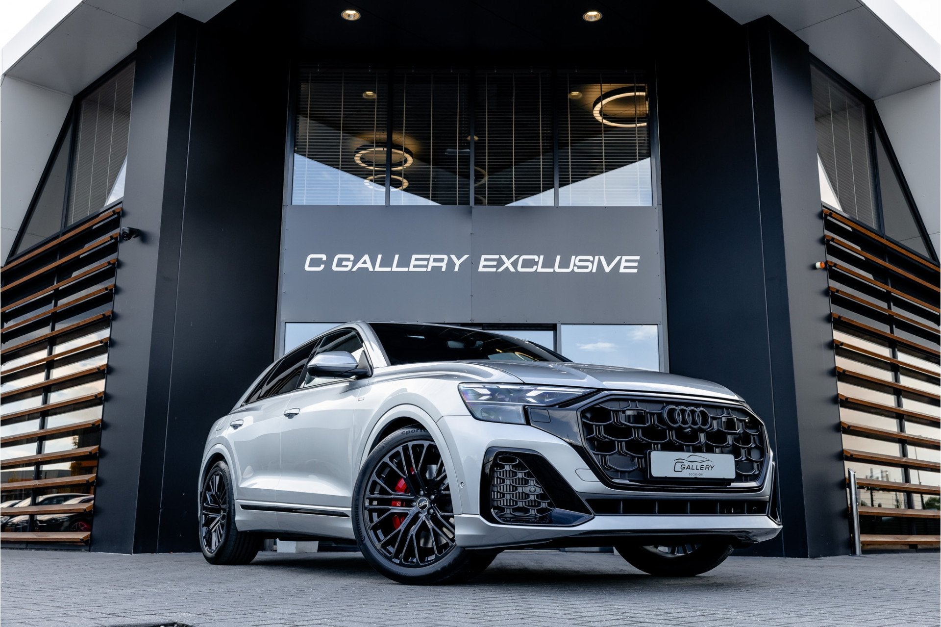 Audi Q8 55 TFSI e quattro Pro Line - Panorama | RS Seats | B, Auto's, Audi, Automaat, Gebruikt, Zwart, Q8