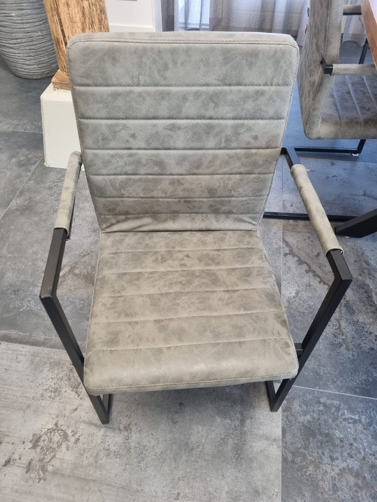 6 mooie grijze stoelen zo goed als nieuw, Huis en Inrichting, Ophalen, Zo goed als nieuw, Metaal, Vijf, Zes of meer stoelen