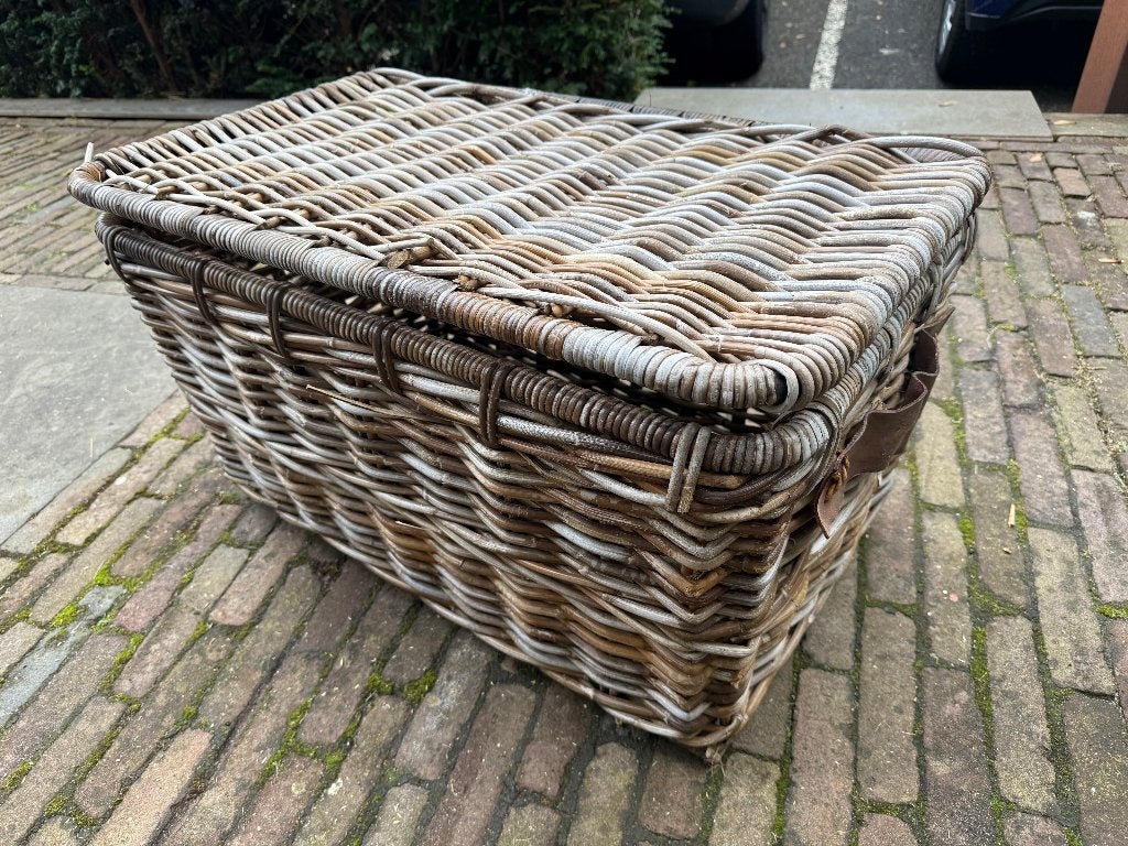 Grote rieten mand met deksel - Perfect voor opslag, Huis en Inrichting, Gebruikt, Met deksel, Mand, Ophalen of Verzenden