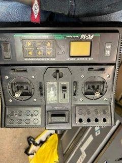zender modelbouw, Elektro, Gebruikt, Auto offroad, Ophalen of Verzenden