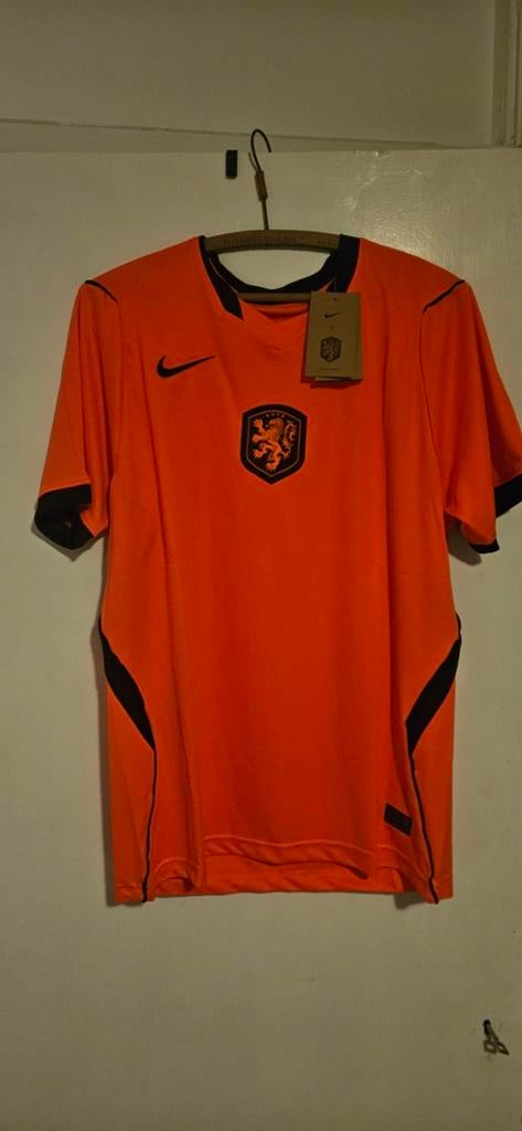 Nike Oranje Voetbalshirt L en XL - Nieuw met kaartjes, Maat 52/54 (L), Nike, Nieuw, Oranje