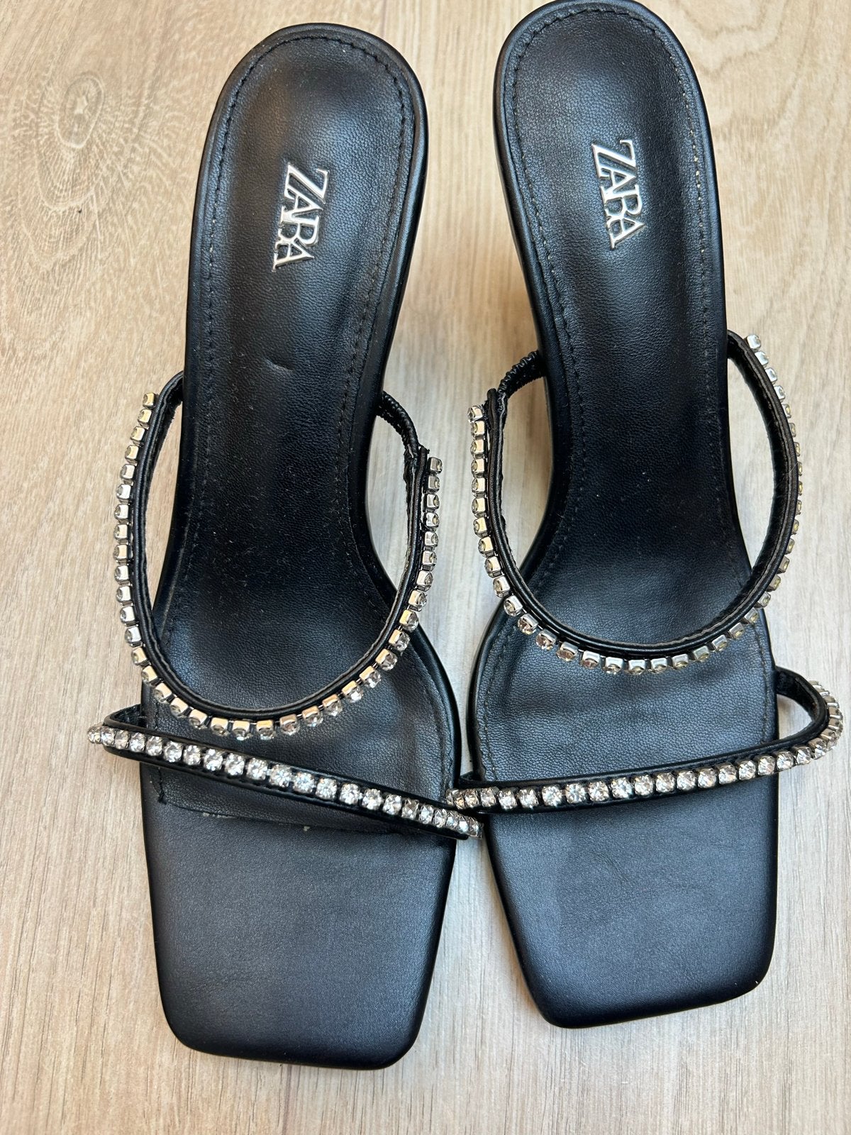Zara Zwarte Sandalen met Strass - Maat 38, Ophalen of Verzenden, Gedragen, Zwart, Sandalen of Muiltjes