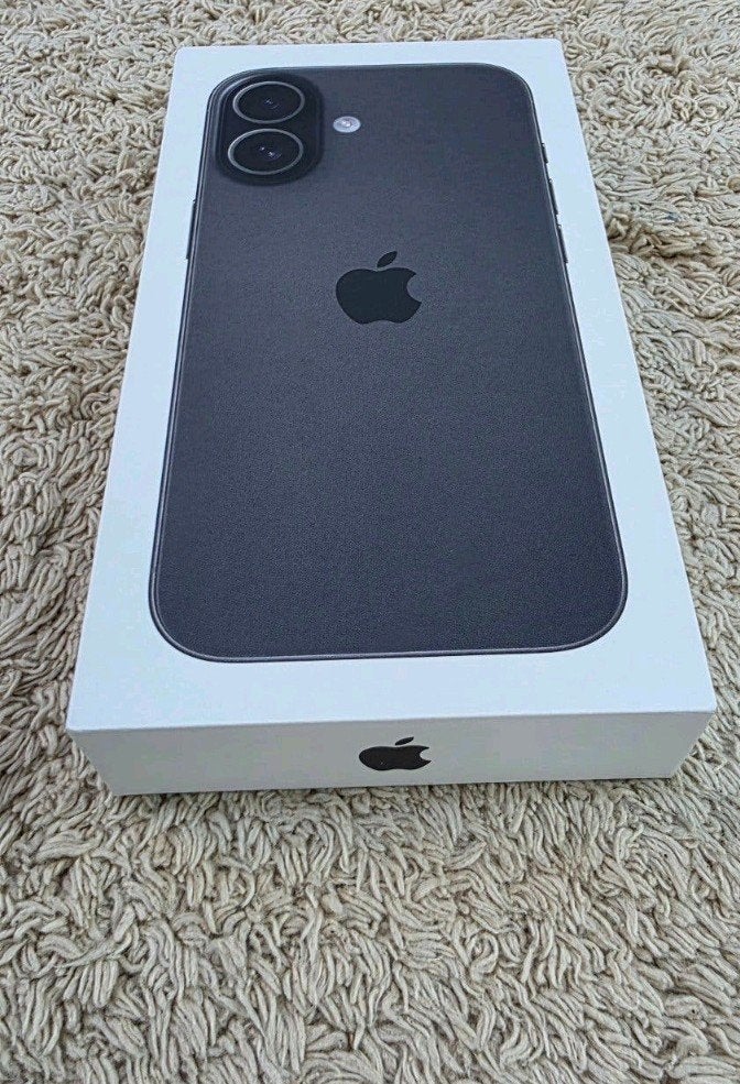 Nieuw Iphone 16 128GB Nieuw geseald, Telecommunicatie, 128 GB, Zwart, Nieuw, Rjsmartphonelelystad@gmail.com