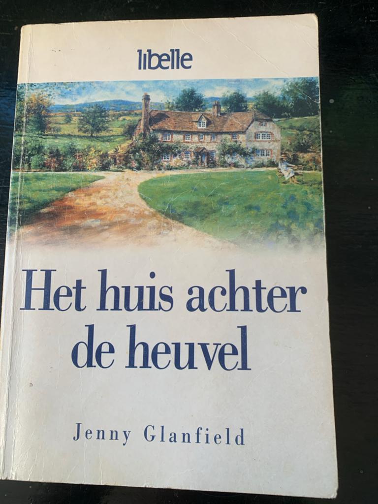 Het huis achter de heuvel - Jenny Glanfield (Libelle), Ophalen of Verzenden, Gelezen, Nederland