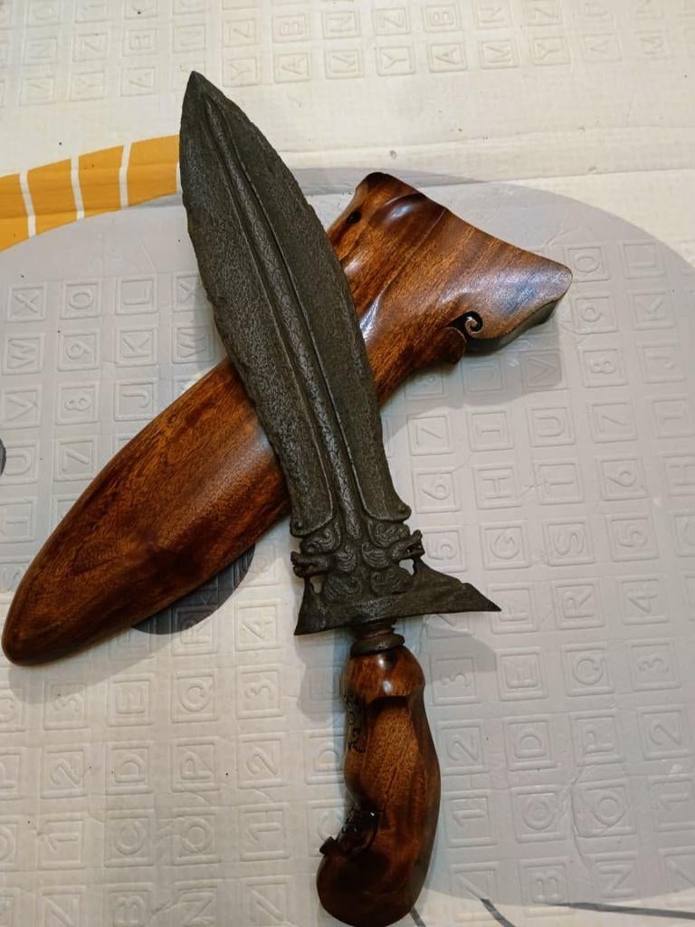 Antieke Kris Naga Kembar Dubbele Draak Pamor Keleng SVE58, Antiek en Kunst, Kunst | Niet-Westerse kunst, Verzenden