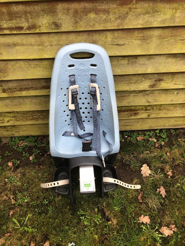 Yepp achterstoeltje framebevestiging, Fietsen en Brommers, Fietsaccessoires | Fietsstoeltjes, Achterzitje, Yepp, Ophalen, 15 t/m 25 kg