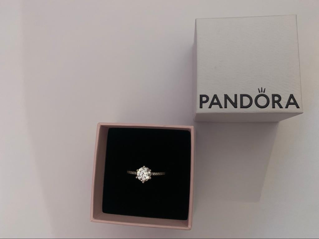Pandora Transparante Sprankelende Kroon Solitaire Ring, Ophalen of Verzenden, Nieuw, Zilver, Dame