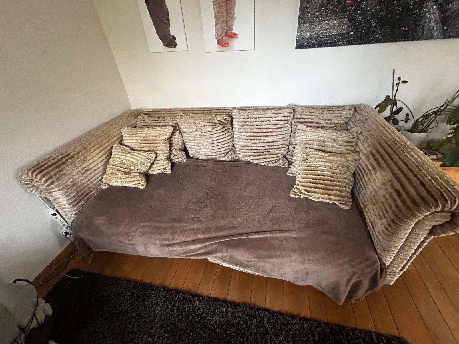 Hele grote beige bank, Ophalen of Verzenden, Gebruikt