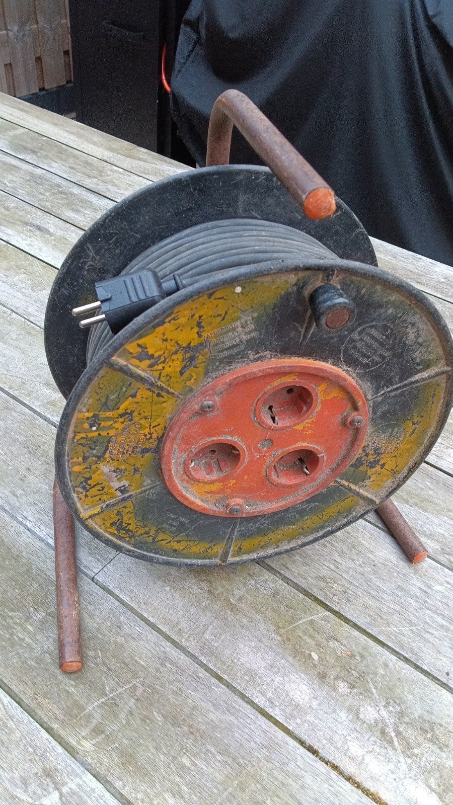 Gilze Verlengsnoerhaspel 16A 220V 50 meter 1,5 mm2 dikte, Doe-het-zelf en Verbouw, Elektra en Kabels, Gebruikt, Kabel of Snoer