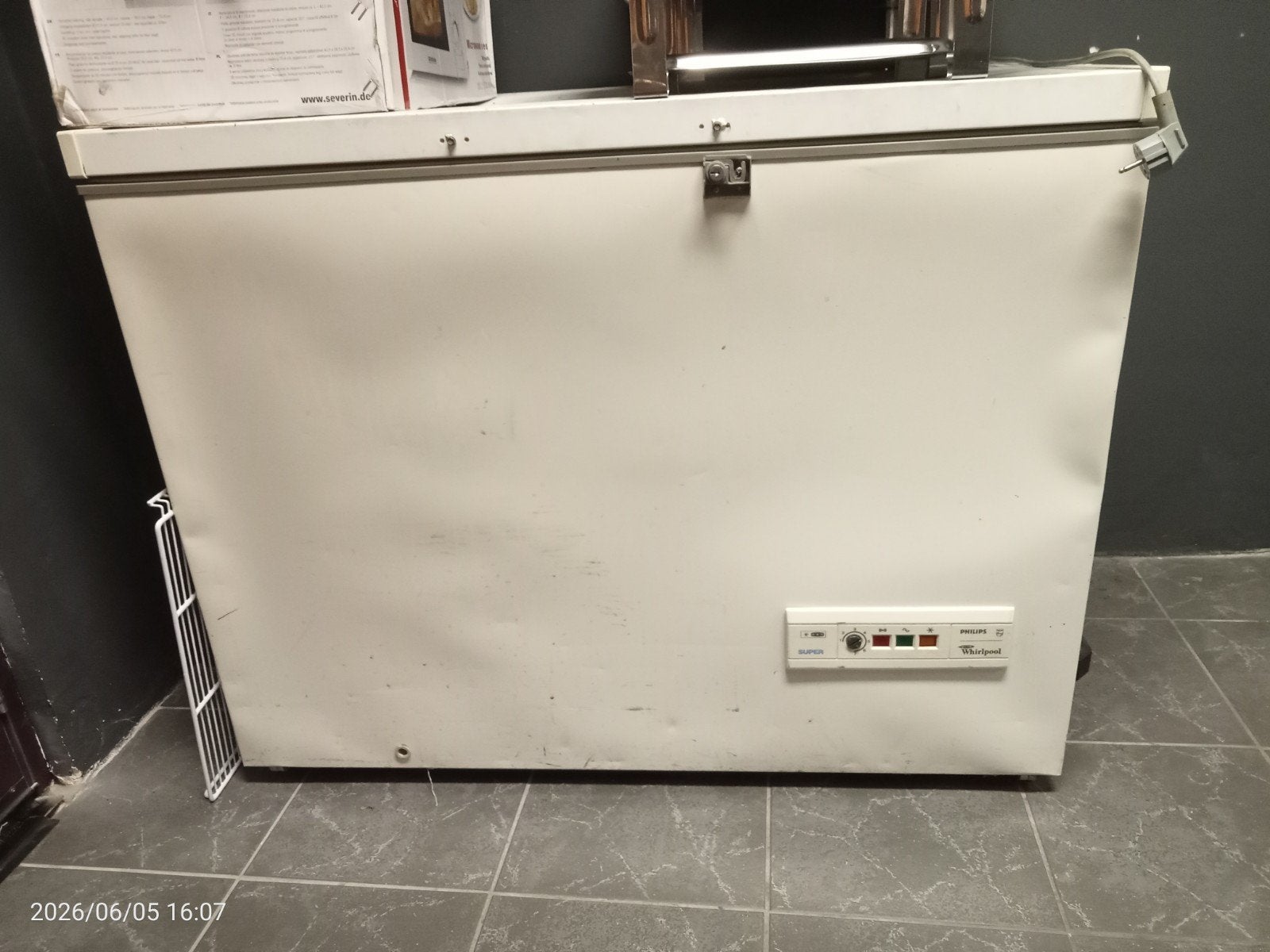 Whirlpool Philips Vrieskist - 226L inhoud, Vrieskist, Gebruikt, Vrijstaand, 90 cm of meer