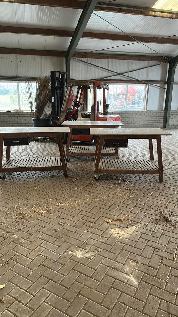 Te koop werk tafel, Zakelijke goederen, Ophalen of Verzenden