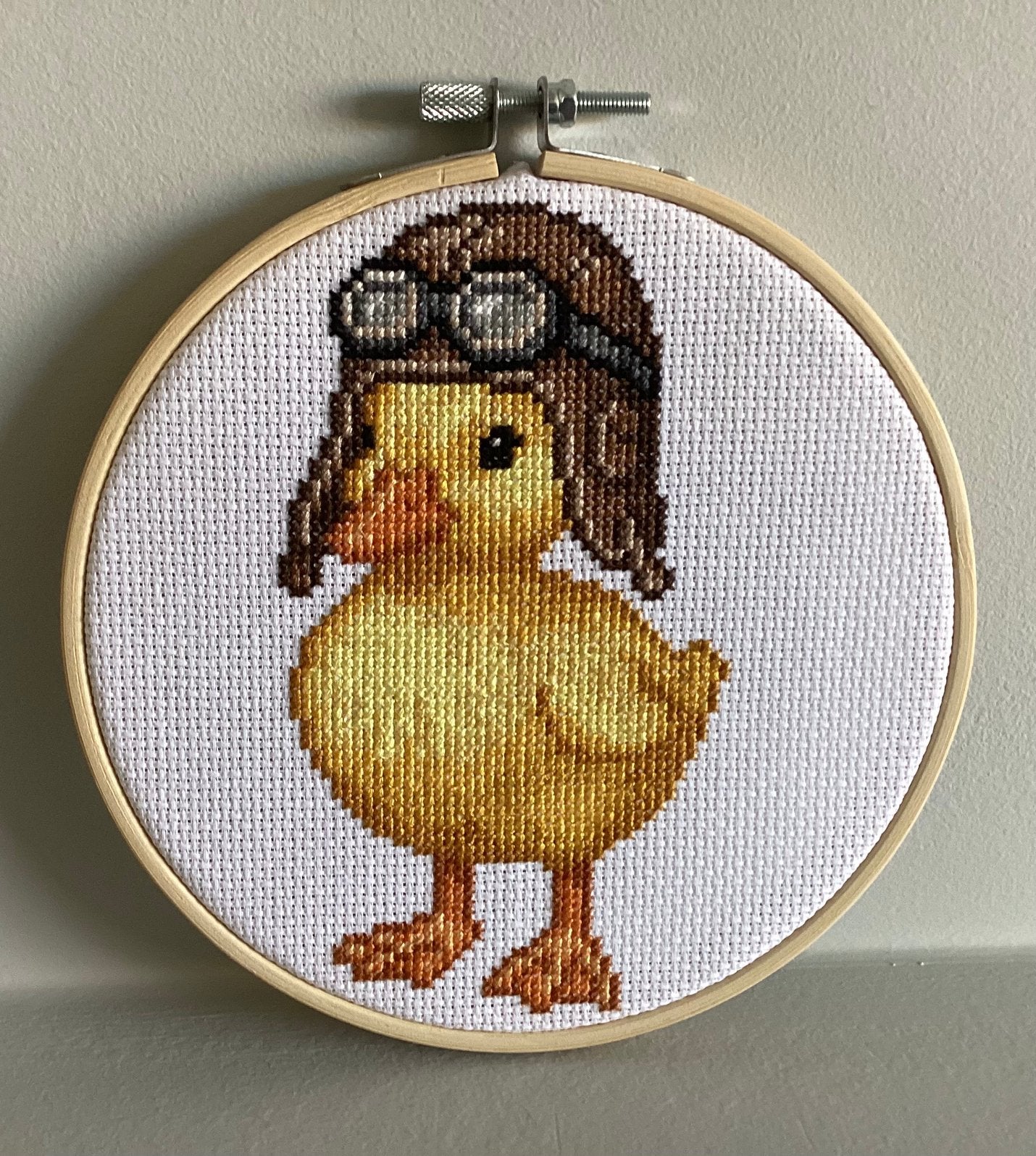 Geborduurde eend met motorhelm, Ophalen of Verzenden, Nieuw, Handborduren