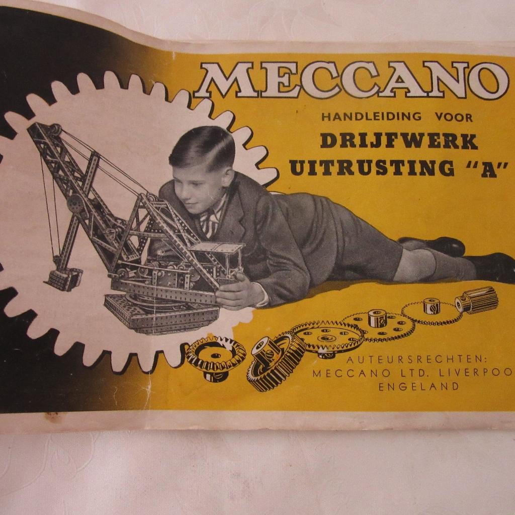 Veel Meccano in cassette, Ophalen