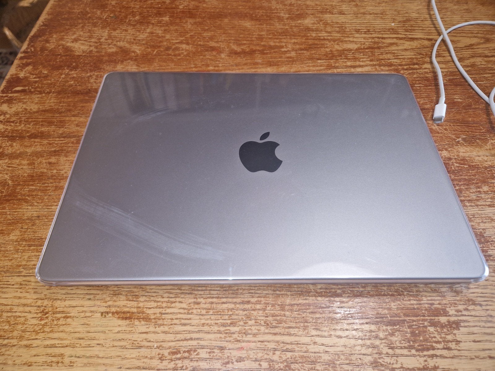 Foto 12 van MacBook Pro M1 2021 14 inch 16GB/512GB - Zo goed als nieuw