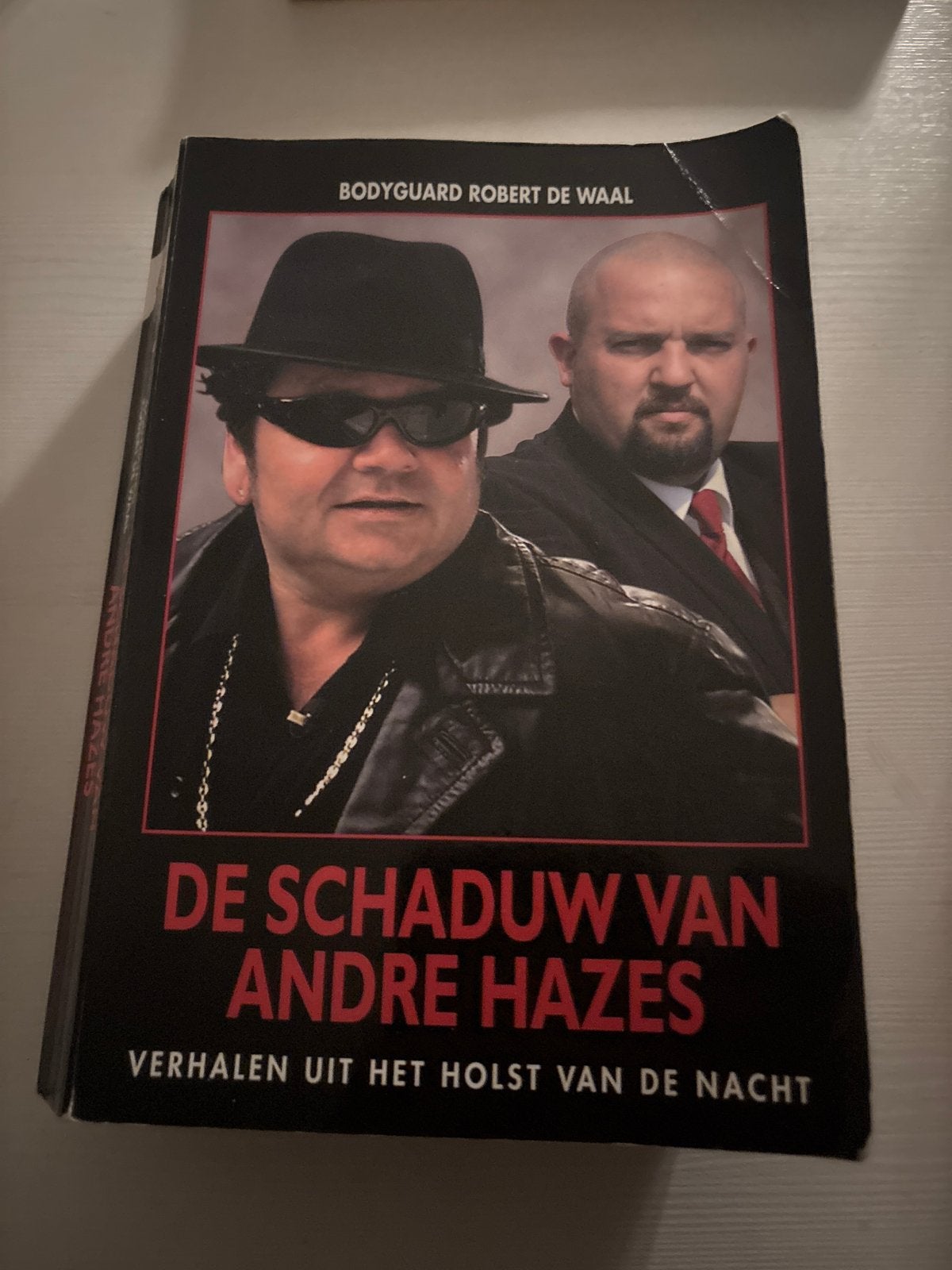 R.C. de Waal - De Schaduw van Andre Hazes, R.C. de Waal, Ophalen of Verzenden, Zo goed als nieuw, Sport