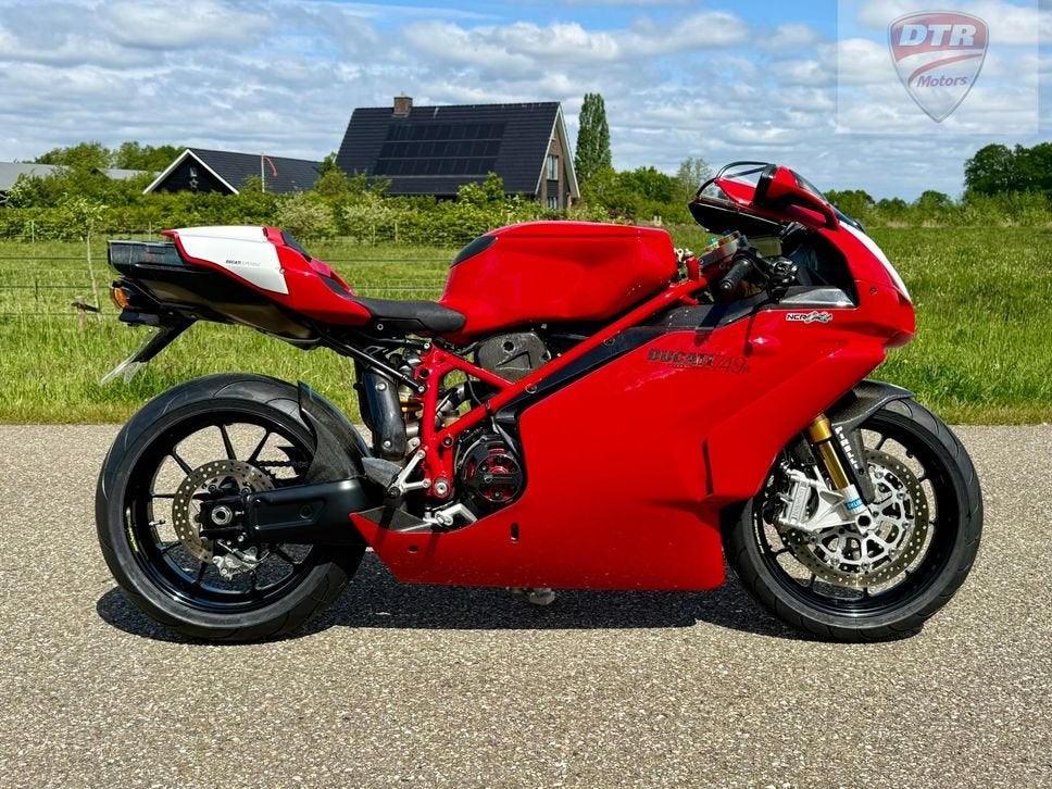 DUCATI 749 R    nr. 21 / 500  Collectorsitem, DUCATI, 2 cilinders, Motorrijbewijs A, Bedrijf