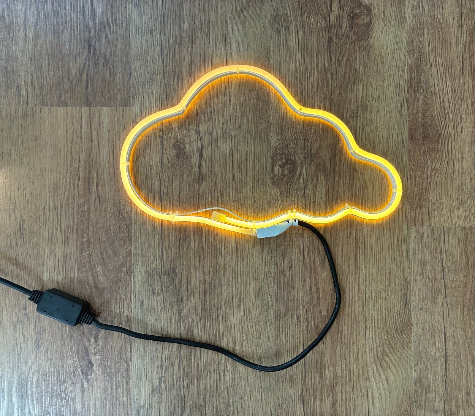 Super leuke wolken lamp - Rookvrij huis, Wit, Overige merken, Kunststof, Ophalen of Verzenden