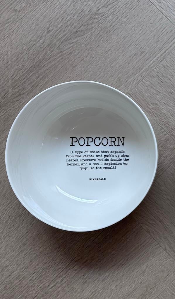 Pocorn kom van Riverdale., Ophalen of Verzenden, Zo goed als nieuw, Kom(men), Overige stijlen
