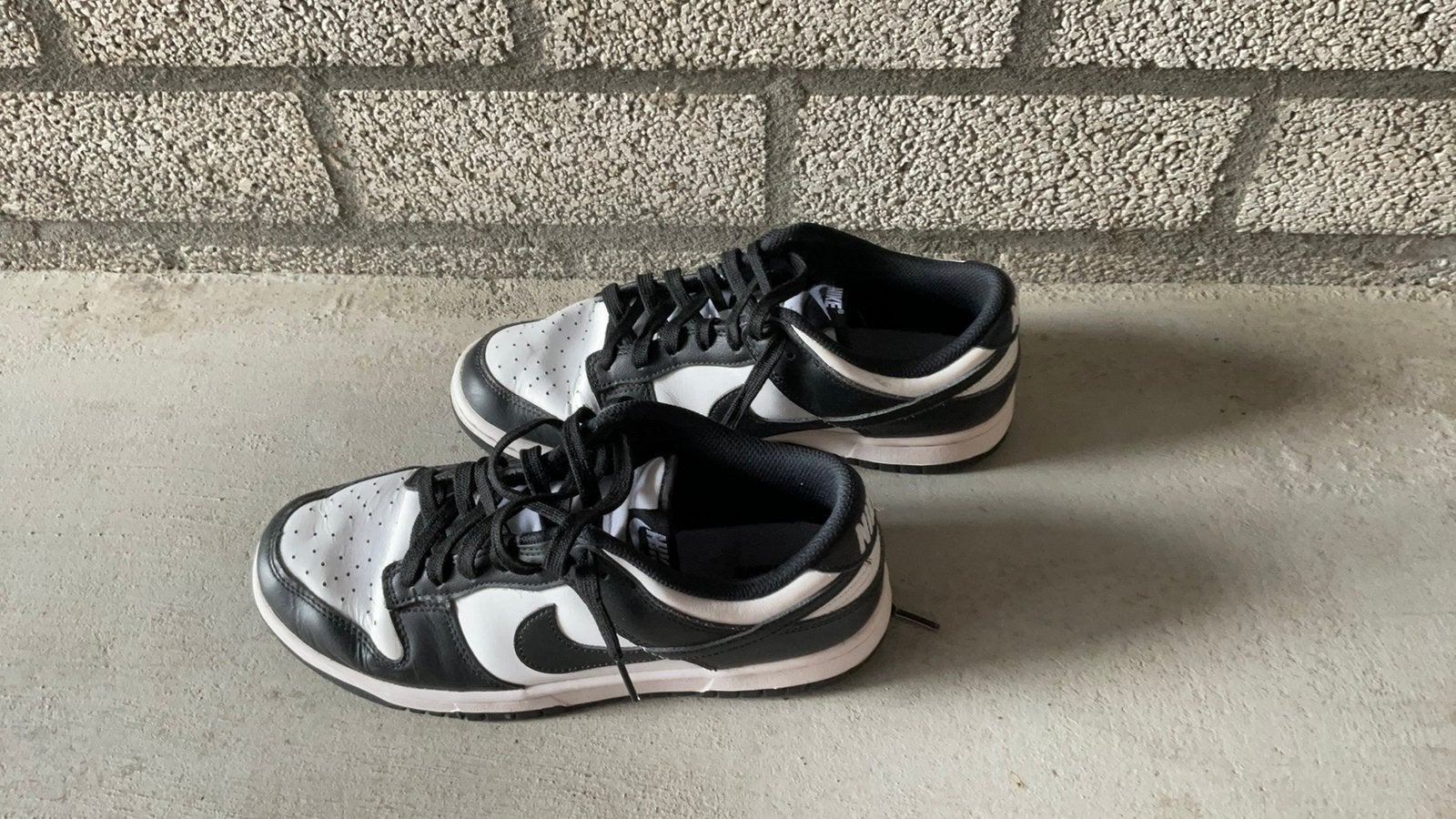 Nike panda dunks sneakers wit zwart maat 39, Kleding | Dames, Schoenen, Wit, Ophalen of Verzenden, Sneakers of Gympen, Zo goed als nieuw